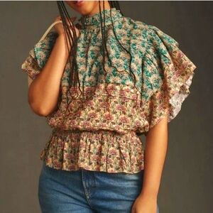 Anthropologie ⁶Multicolored cap sleeve blouse with ruffled peplum and hig collar